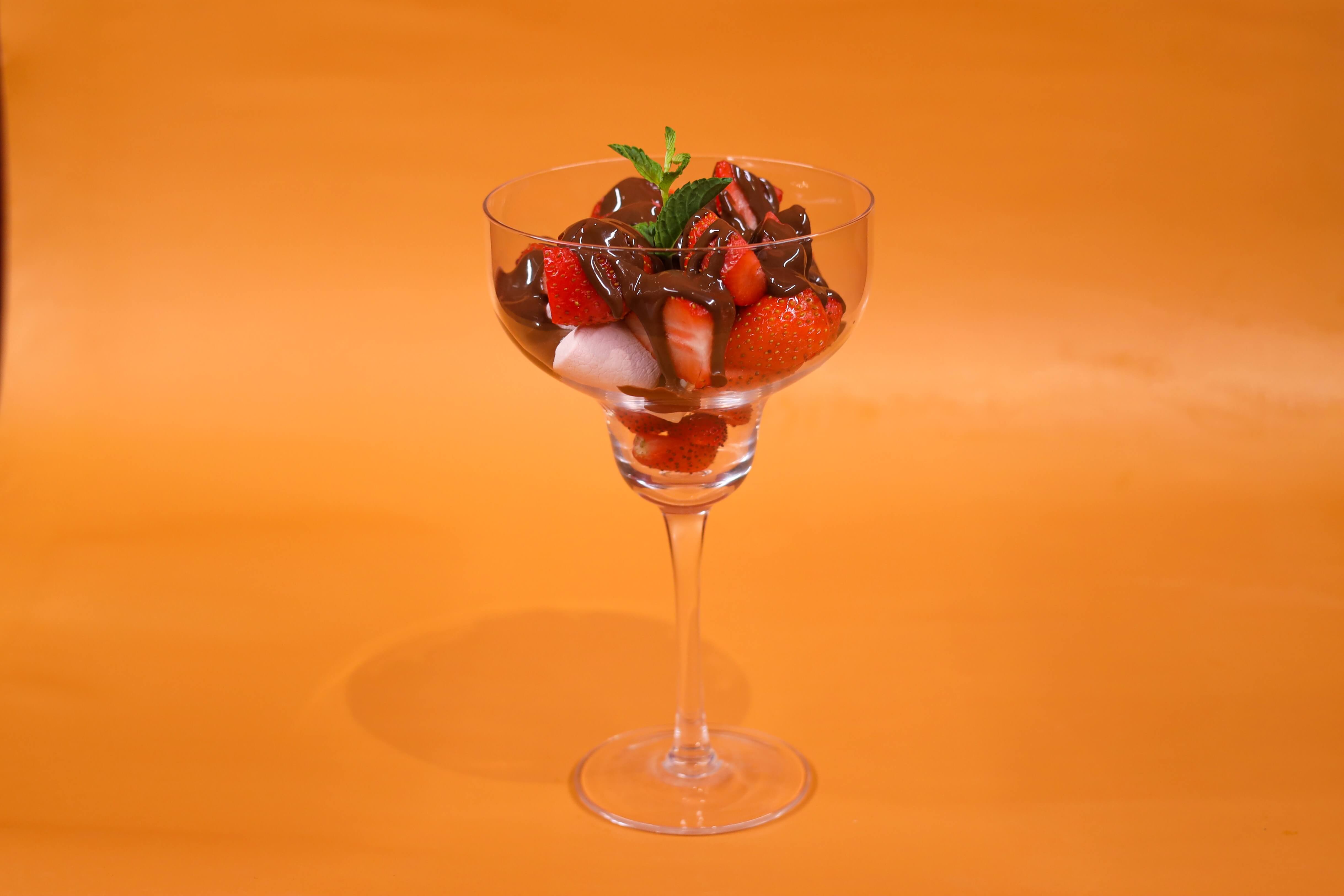 London Viral Strawberry Chocolate